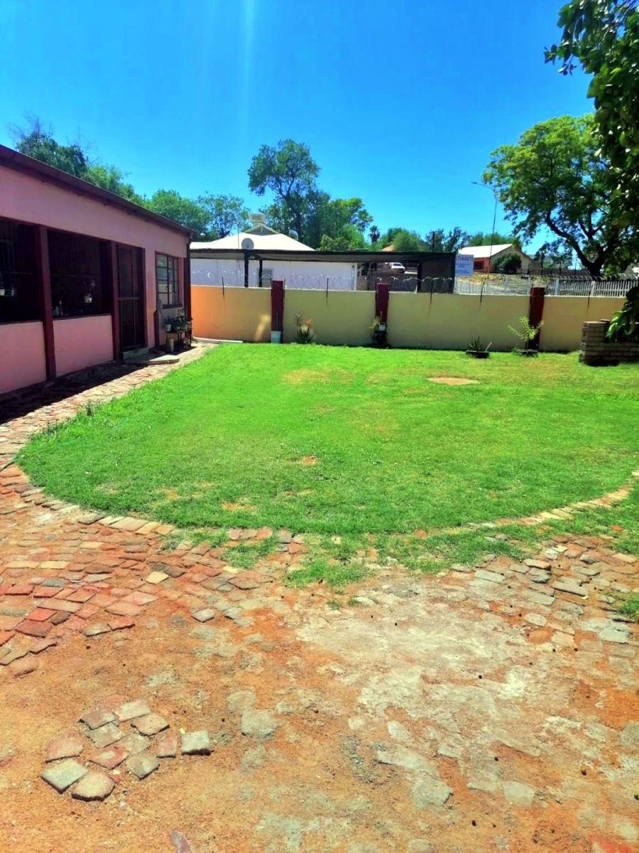 3 Bedroom Property for Sale in Die Rand Northern Cape